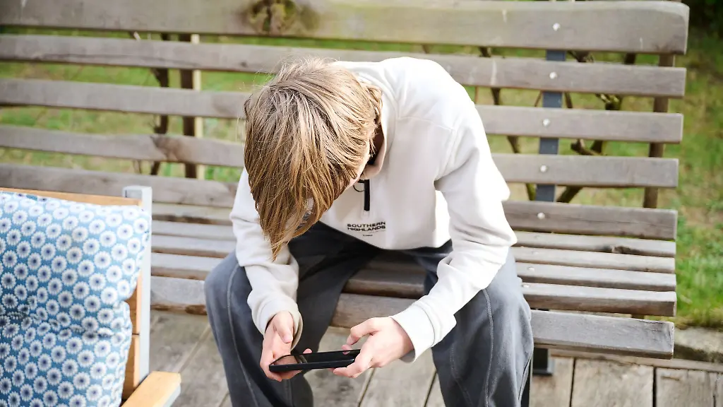Die-Landjugend-in-Niedersachsen-ist-gegen-ein-Social-Media-Verbot-und-sieht-vor-allem-im-laendlichen-Raum-viele-Chancen