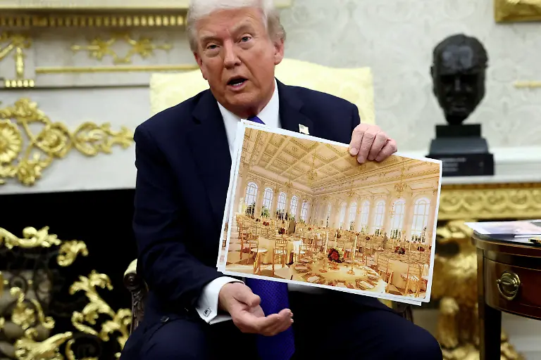 1 2025-10-22T215820Z_1818324769_RC29HHABJEGU_RTRMADP_3_USA-TRUMP