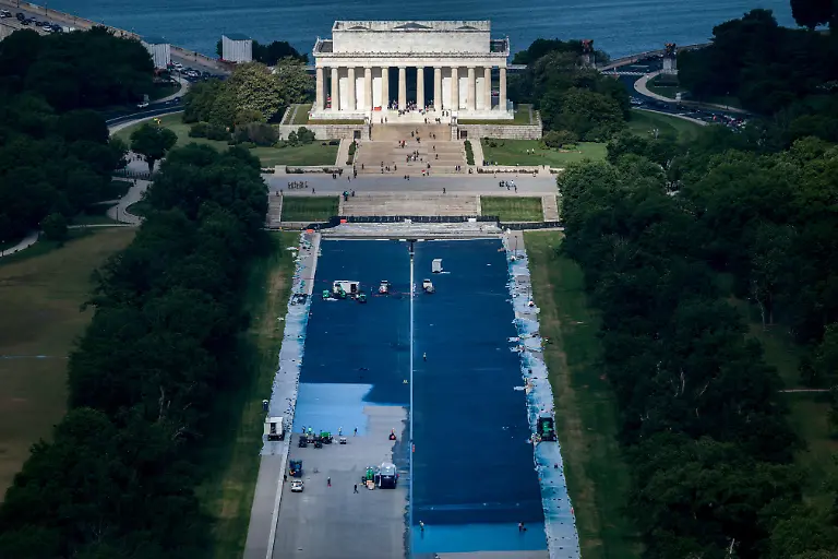 2026-05-14T171259Z_1508915330_RC229LA3FPMR_RTRMADP_3_USA-250-REFLECTING-POOL