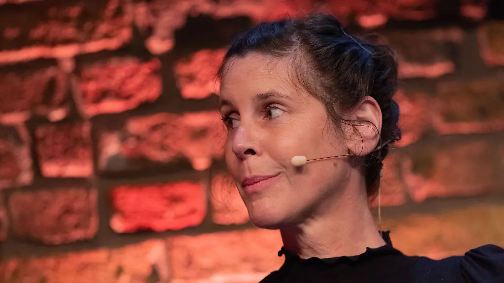 Daniela-Droescher-schaffte-es-2022-mit-ihrem-Roman-auf-die-Shortlist-des-Deutschen-Buchpreises