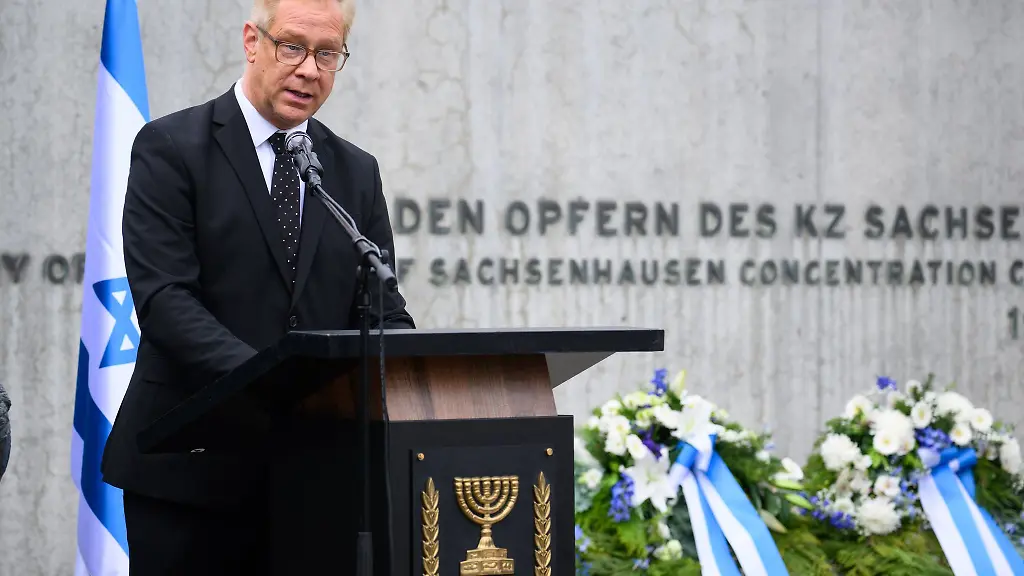 Die-Brandenburger-Polizei-hat-in-den-ersten-drei-Monaten-2026-knapp-50-Straftaten-gegen-Politiker-und-Amtstraeger-gezaehlt-darunter-war-auch-ein-Anschlag-auf-dem-Privatgrundstueck-des-Antisemitismusbeauftragten-Andreas-Buettner