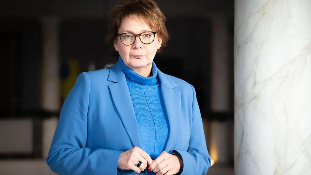 Innenministerin-Daniela-Behrens-will-die-Digitalisierung-mit-einer-30-koepfigen-Taskforce-vorantreiben
