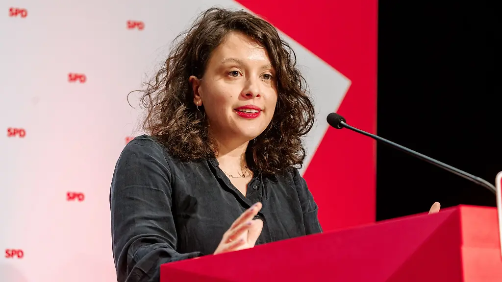 Aktivregionen-brauchen-eine-verbindliche-finanzielle-Absicherung-sagte-Delara-Burkhardt-SPD