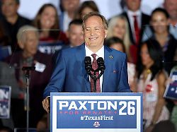 Trump unterstützt ihn: Skandal-Kandidat gewinnt bei Vorwahlen in Texas