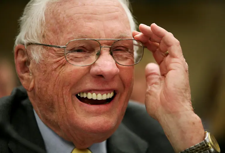 2011-09-22T120000Z-1518104989-GM1E79N02ME01-RTRMADP-3-USA