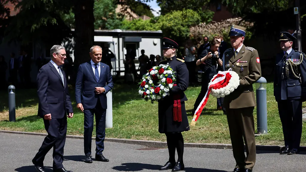 2026-05-27T123051Z_1432153516_RC2NHLA8E3NQ_RTRMADP_3_BRITAIN-POLAND