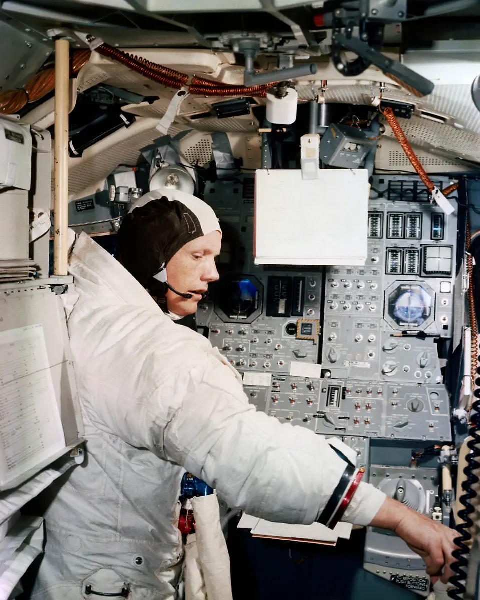 apollo-11-armstrong-in-lm-sim-ksc-jun-19-1969-s69-38677