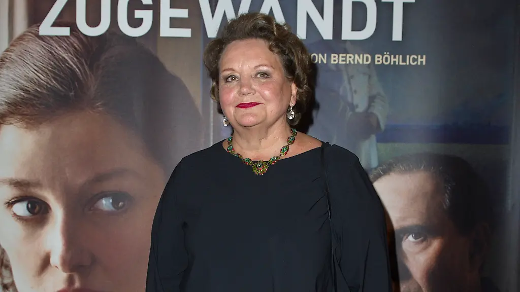 93-Swetlana-Schoenfeld-UND-DER-ZUKUNFT-ZUGEWANDT-ab-05-09-19-im-Kino-Premiere-im-Kino-International-Berlin-04-09