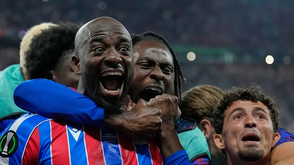 Crystal-Palace-s-Jean-Philippe-Mateta-celebrates-after-scoring-during-the-Europa-Conference-League-final-soccer-match-between-Crystal-Palace-and-Rayo-Vallecano-in-Leipzig-Germany-Wednesday-May-27-2026