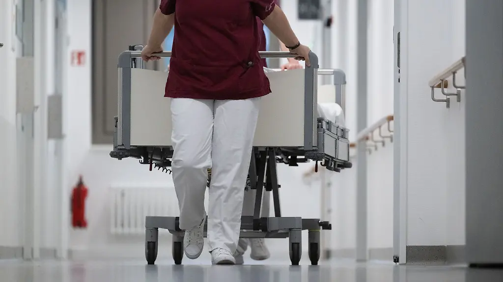 An-mehreren-Kliniken-im-Suedwesten-wird-am-Donnerstag-gegen-Sparplaene-protestiert