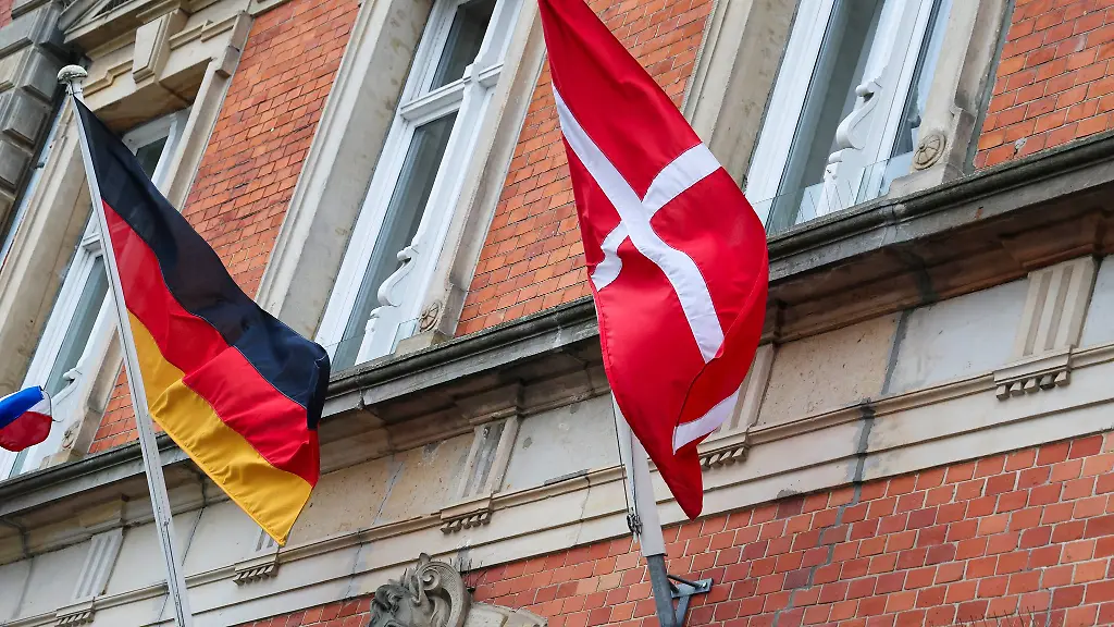 Die-daenische-Minderheit-feiert-zum-101-Mal-ihre-Jahrestreffen-Arsmøder