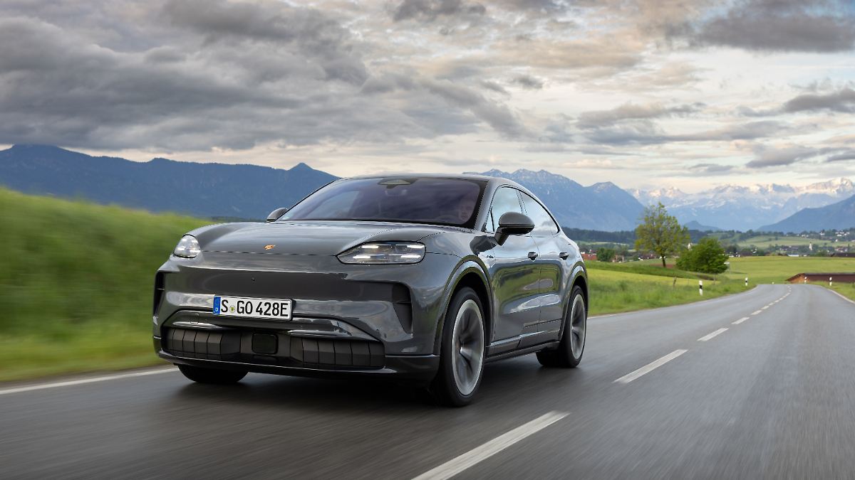 Als Turbo Wahnsinn mit 1156 PS: Porsche Cayenne Electric jetzt auch als ...