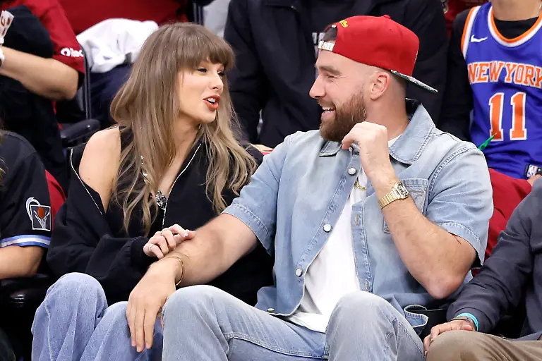 Taylor-Swift-and-Travis-Kelce-talkd-during-the-first-quarter-of-the-Cleveland-Cavaliers-Eastern-Conference-Final-game-against-the-New-York-Knicks-in-Cleveland-Ohio-Saturday-May-23-2026