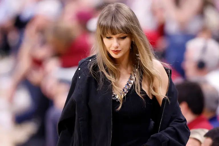 Taylor-Swift-leaves-the-court-during-the-fourth-quarter-of-the-Cleveland-Cavaliers-Eastern-Conference-Final-game-against-the-New-York-Knicks-in-Cleveland-Ohio-Saturday-May-23-2026