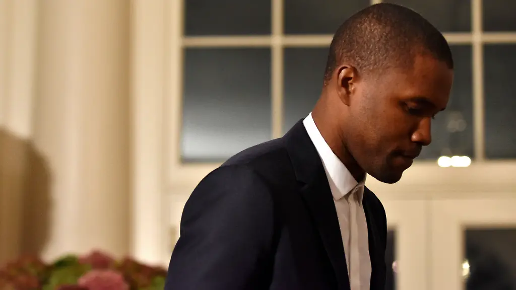 2016-10-19T120000Z-683185335-D1BEUHUGAKAA-RTRMADP-3-USA-ITALY