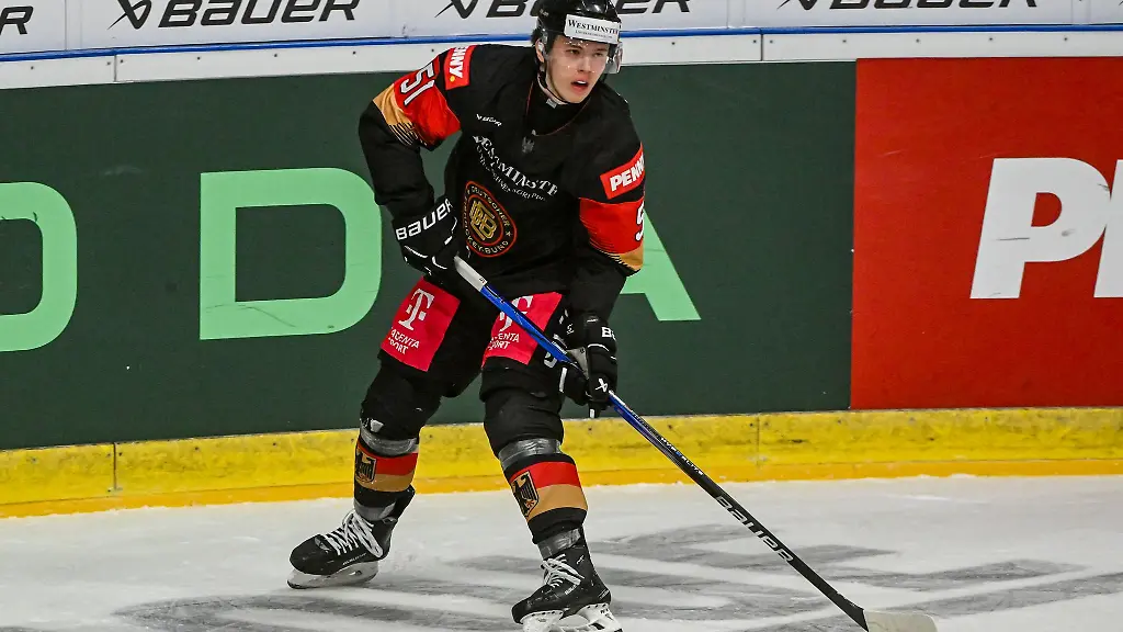 Danjo-Leonhardt-bleibt-in-Straubing