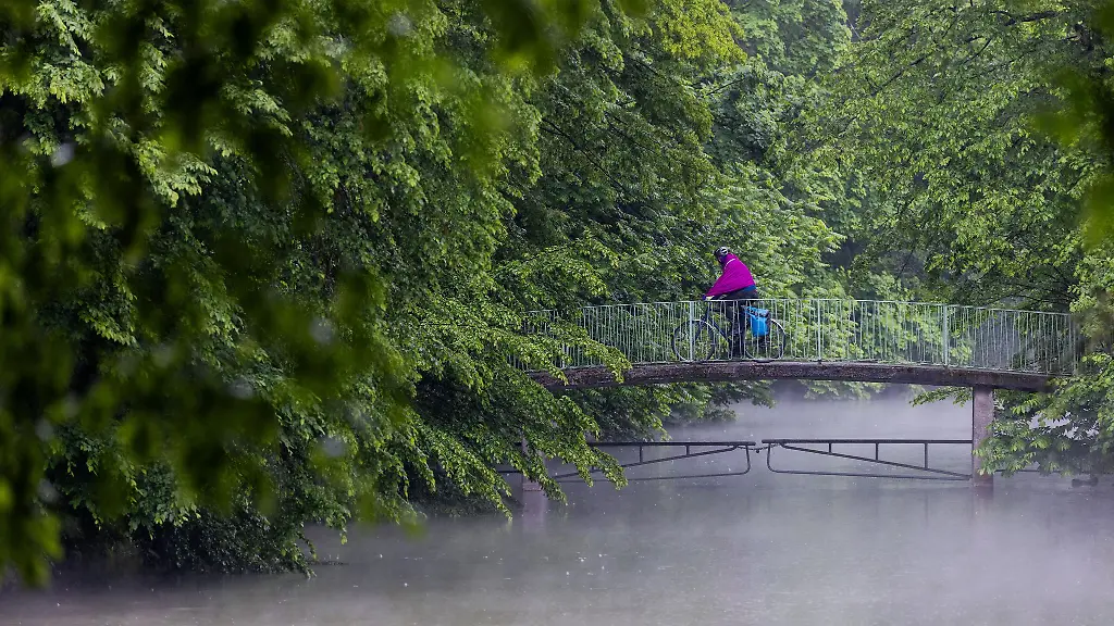 In-NRW-koennen-Unwetter-mit-Starkregen-aufziehen