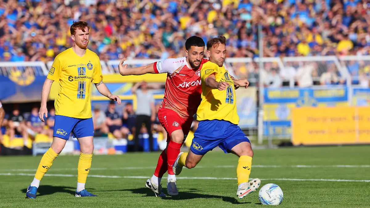 Lok-Leipzig-Wuerzburg-Aufstiegsspiel-3-Liga-Leipzig-28-05-2026-Bruno-Plache-Stadion-Fussball-HIN-Aufstiegsspiel-zur-3-Liga-1-FC-LOK-LEIPZIG-vs-FWK-WUeRZBURGER-KICKERS-Im-Bild-v-l
