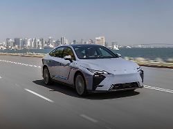 Lohnt ein Blick auf diese Limo? : Neuer Lexus ES bleibt feine Businessklasse-Option für Individualisten