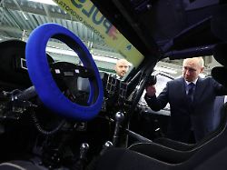 Außen Wolga, innen Geely: Wie China Russlands einst boomenden Automarkt erobert