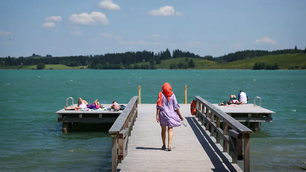 Viele-Sonnenstunden-aber-moeglicherweise-historisch-wenig-Niederschlag-So-war-das-Fruehlingswetter-in-Bayern