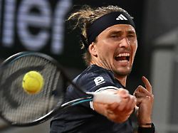 Plötzlich Topfavorit in Paris: Zverev kämpft sich in Nachtschicht ins Achtelfinale