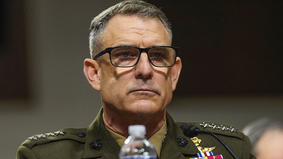Ungewöhnlicher Militärkontakt: US-Topmilitär trifft kubanischen ...