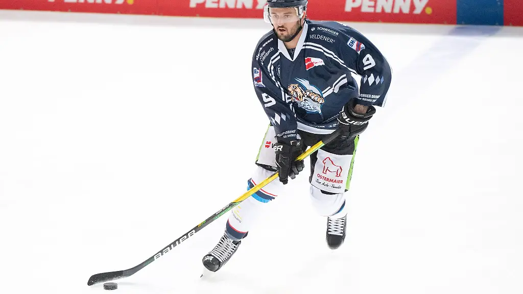 Daschner-bleibt-in-Straubing
