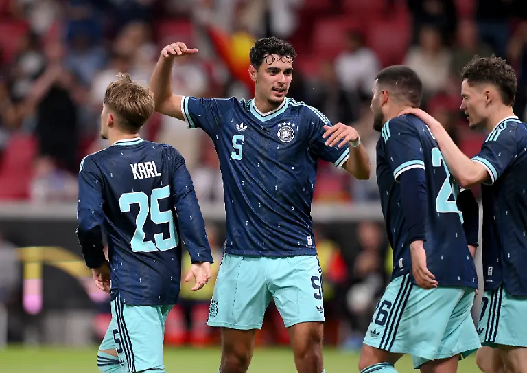 Fussball-International-Testspiel-WM-2026-in-Mainz-Deutschland-Finnland-31-05-2026-Jubel-Deutschland-nach-dem-Tor-zum-3-0-v-li