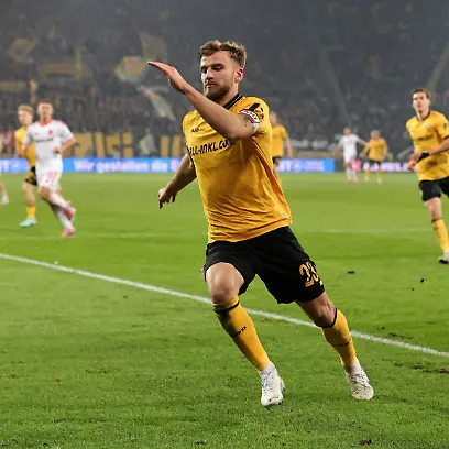 07-11-2025-Fussball-Saison-2025-2026-2-Fussball-Bundesliga-12-Spieltag-SG-Dynamo-Dresden-SGD-1