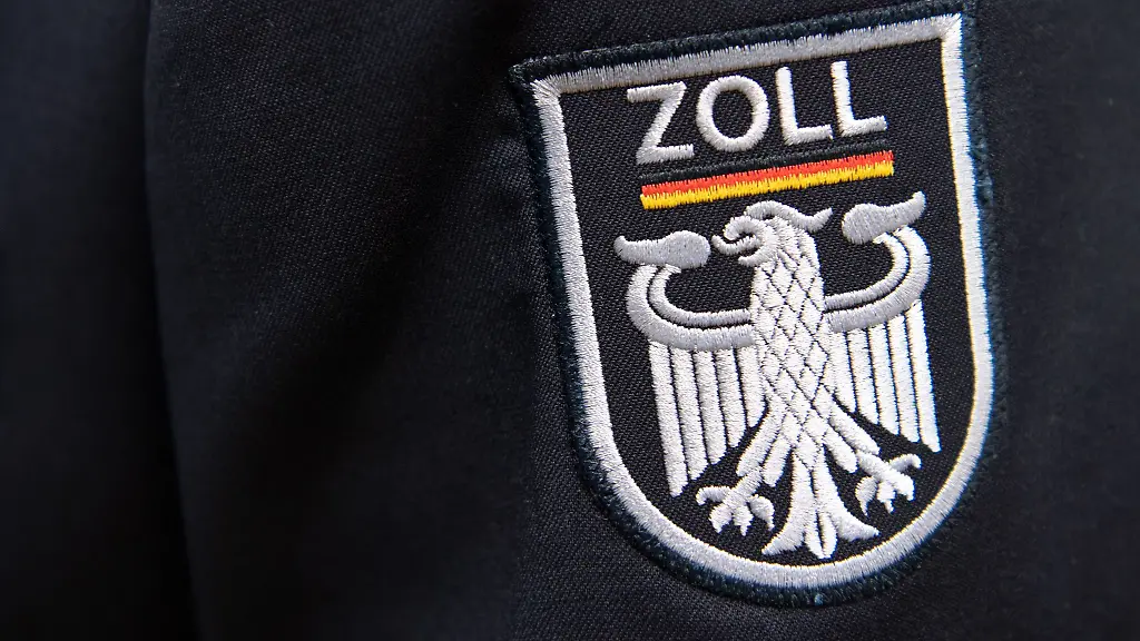 Den-Zoellnern-gingen-2025-wieder-tausende-Kilogramm-Rauschgift-ins-Netz