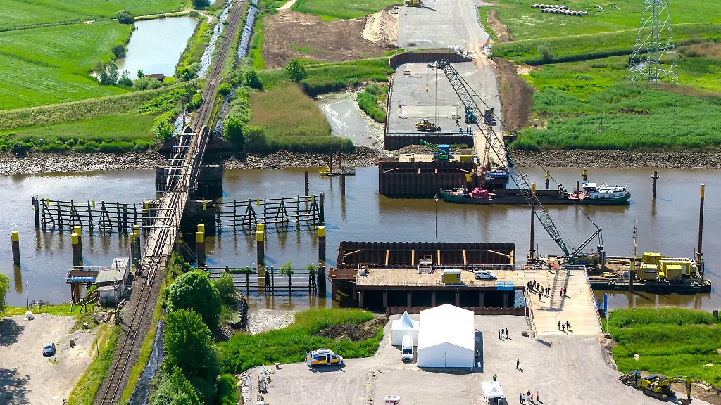 Die-neue-Hub-Drehbruecke-soll-Ende-2027-Anfang-2028-in-Betrieb-gehen