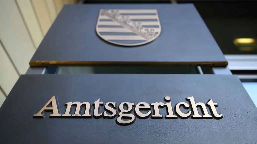 Die-STC-Spinnzwirn-GmbH-hat-beim-Amtsgericht-Chemnitz-einen-Antrag-auf-Eroeffnung-eines-Insolvenzverfahrens-gestellt