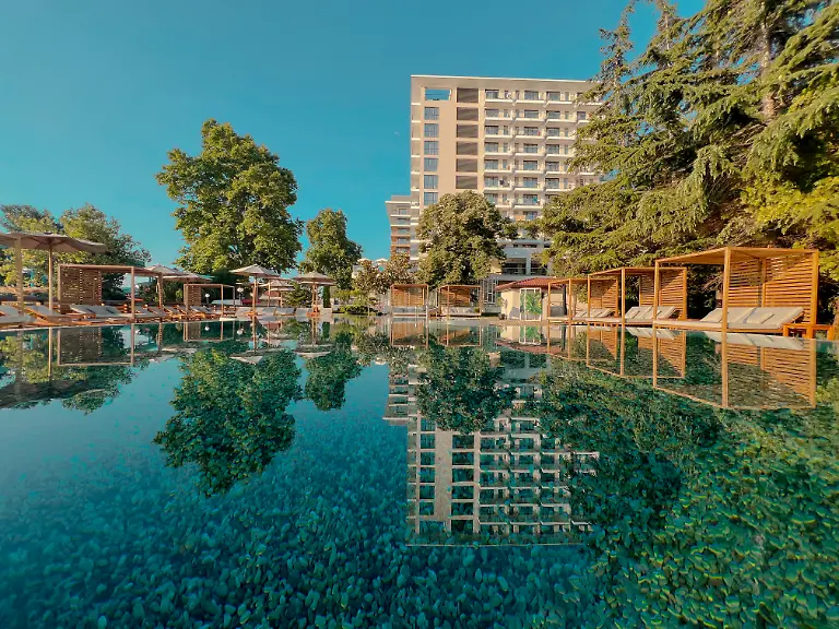 Grifid_Poolanlage