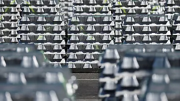 epi_1013325829_REUTERSFOTO_2026-04-24T130538Z 1931556579 RC2LVKAA0J5F RTRMADP 3 GLOBAL-METALS.JPG_Aluminium Dunkerque 