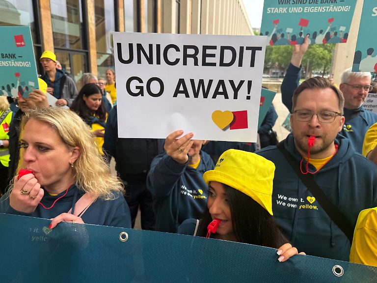 Německo odmítlo nabídku UniCredit na převzetí Commerzbank