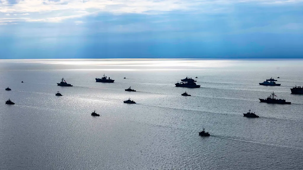 June-5-2025-Baltic-Sea-U-S-Navy-and-NATO-Allied-ships-participate-in-a-steam-formation-during-exercise-Baltic-Operations-2025-in-the-Baltic-Sea-June-5-2025-BALTOPS-25-the-premier-maritime-focused-exercise-in-the-Baltic-Region-provides-a-unique-training-opportunity-to-strengthen-combined-response-capabilities-critical-to-preserving-freedom-of-navigation-and-security-in-the-Baltic-Sea-Credit-Image-U-S