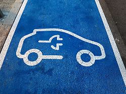 E-Autos im Fokus: Chancen und Tücken beim Kauf eines kleinen E-Autos