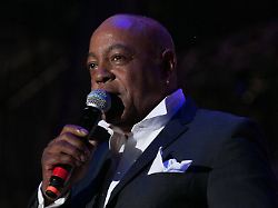R&B-Star stirbt mit 75: Trauer um 
