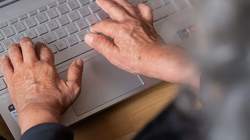 Die-Menschen-in-MV-koennen-kuenftig-Petitionen-auf-der-Website-des-Landtags-mitzeichnen