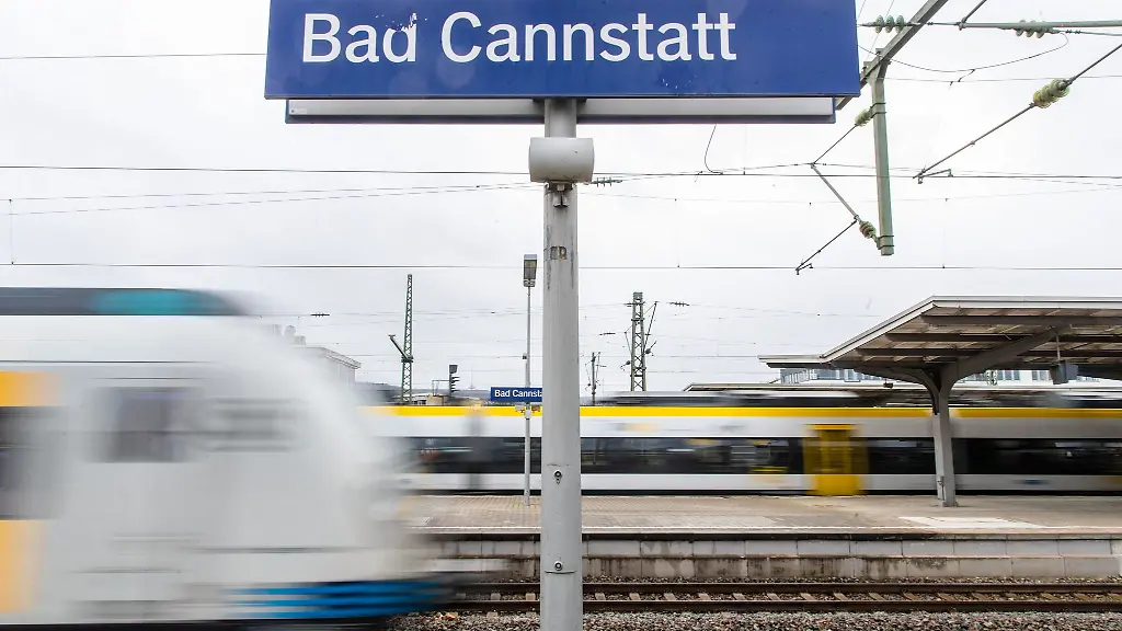 Bei-Bad-Cannstatt-ist-es-am-spaeten-Nachmittag-zu-einer-Signalstoerung-gekommen