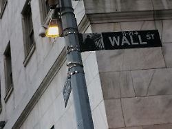 Ölpreise reagieren auf Gefechte: Rekordjagd an der Wall Street vorerst beendet