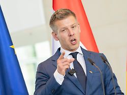 "Marionetten müssen abtreten": Magyar will Staatsapparat von Orban-Loyalisten säubern