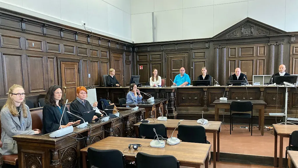 Das-Gericht-verurteilte-den-Angeklagten-zu-zehn-Jahren-und-sechs-Monaten-Haft