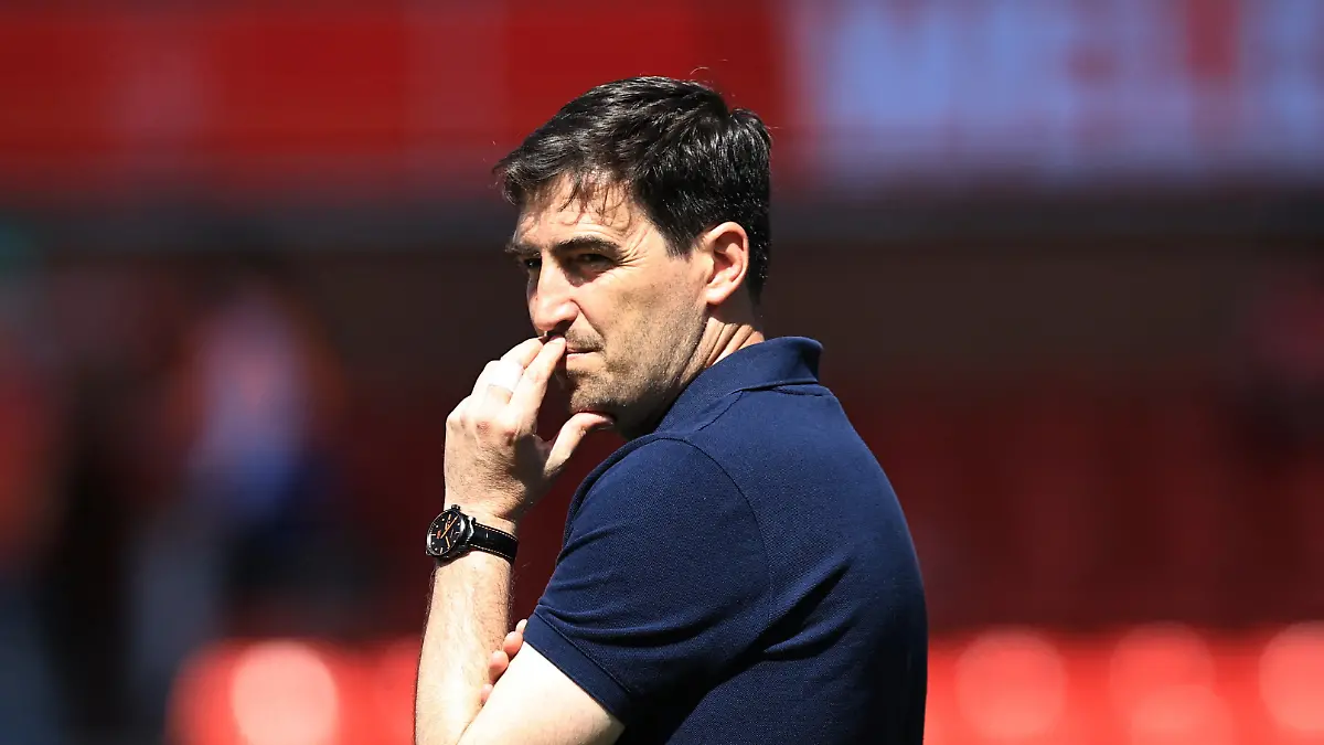 Soccer-Football-Premier-League-Nottingham-Forest-v-AFC-Bournemouth-The-City-Ground-Nottingham-Britain-May-24-2026-AFC-Bournemouth-manager-Andoni-Iraola-on-the-pitch-before-the-match-Action-Images-via-Reuters-Craig-Brough-EDITORIAL-USE-ONLY-NO-USE-WITH-UNAUTHORIZED-AUDIO-VIDEO-DATA-FIXTURE-LISTS-CLUB-LEAGUE-LOGOS-OR-LIVE-SERVICES-ONLINE-IN-MATCH-USE-LIMITED-TO-120-IMAGES-NO-VIDEO-EMULATION-NO-USE-IN-BETTING-GAMES-OR-SINGLE-CLUB-LEAGUE-PLAYER-PUBLICATIONS-PLEASE-CONTACT-YOUR-ACCOUNT-REPRESENTATIVE-FOR-FURTHER-DETAILS