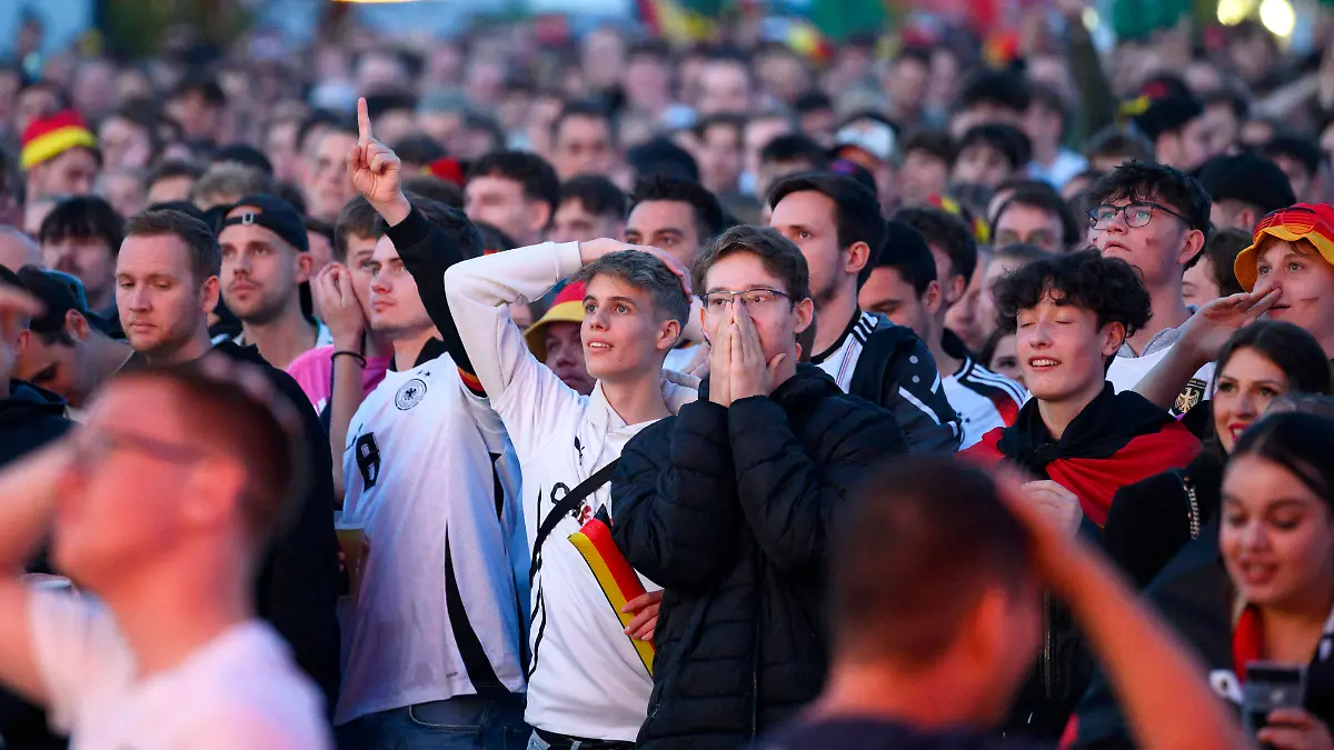 Fußball-Fans im Stresstest: Wann WM-Spiele gefährlich für das Herz werden können