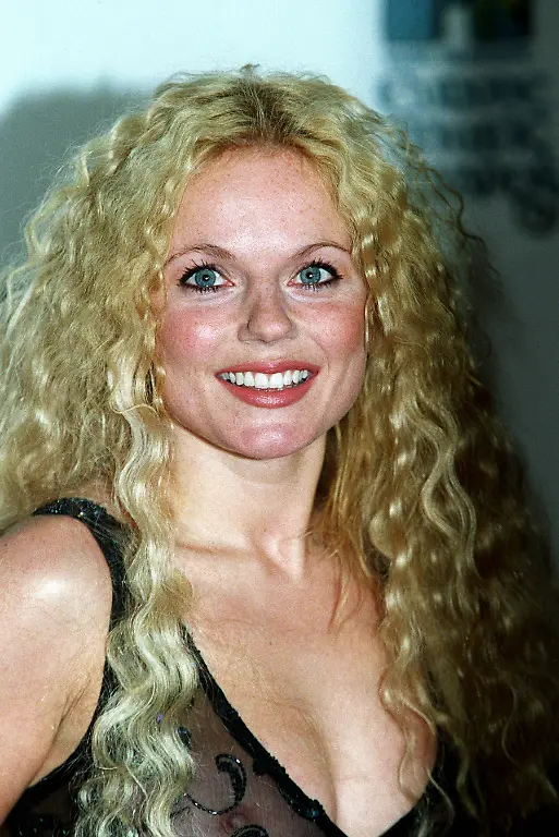 Geri-Halliwell-Singer-Geri-Halliwell-14-November-1999-Geri-Halliwell-Singer-Geri-Halliwell-14-November-1999-PUBLICATIONxINxGERxSUIxAUTxONLY-Copyright-MaryxEvansxAFxArchivexMarkxLiley-12065359
