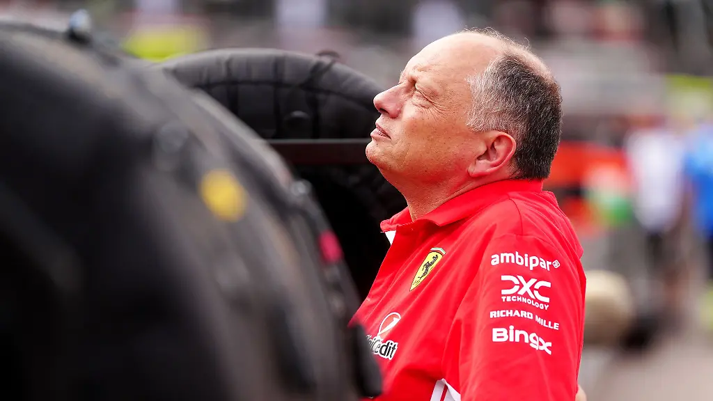 Ferrari-Teamchef-Frederic-Vasseur-muss-in-einer-Klinik-behandelt-werden