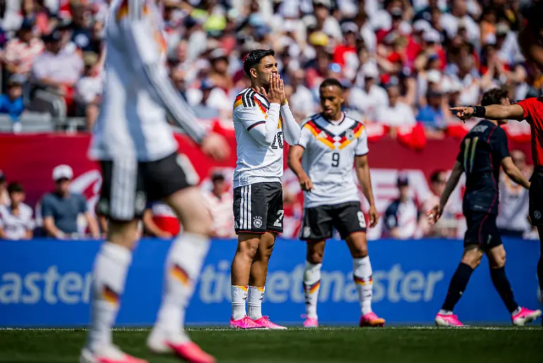 Nadiem-Amiri-of-Germany-reacts-GES-Fussball-Freundschaftsspiel-USA-Deutschland-06-06