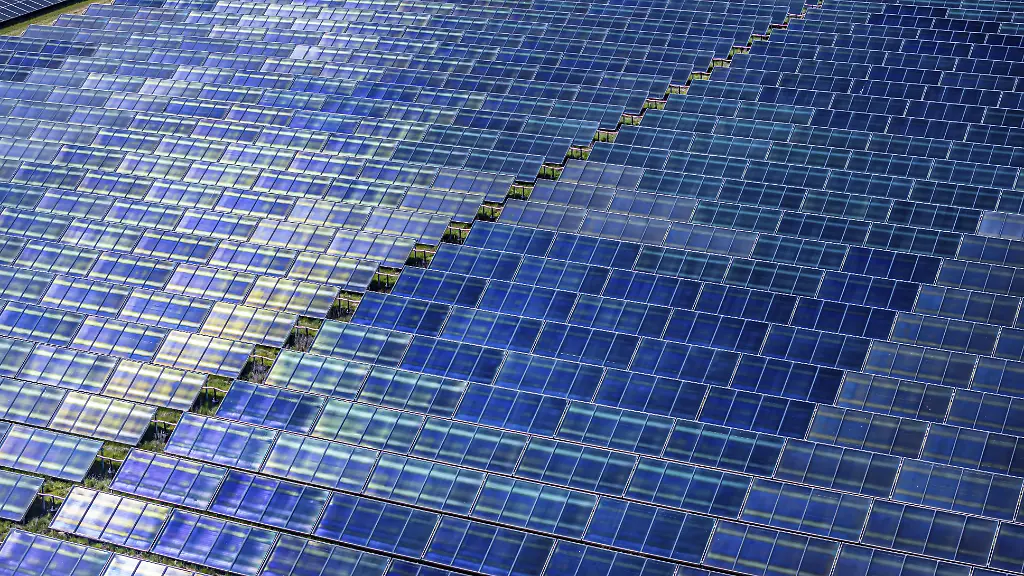 Bauer-Biomasse-Bad-Rappenau-Das-Unternehmen-aus-dem-Kraichgau-liefert-seit-2005-Fernwaerme-fuer-Kommunen-in-der-Umgebung-Nachhaltige-Energiegewinnung-durch-Biogas-Holzenergie-uund-Kompost-Photovoltaik-Freiflaechenanlage-Solarpark